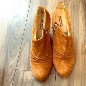Michael Kors brown suede anklet boots